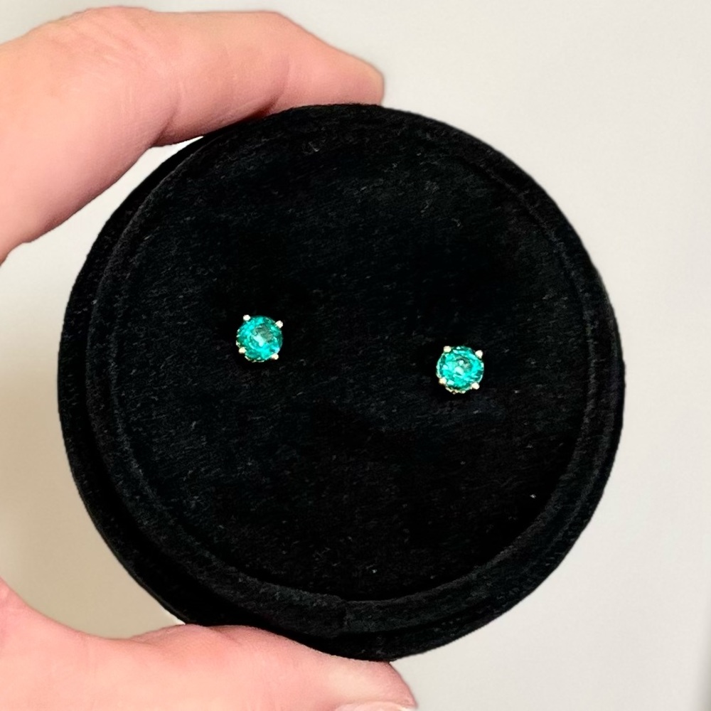 EMERALD STUDS—GORGEOUS TO THE MAX—ROUND .97 TCW UNTREATED-NO HEAT EMERALDS 14KT - Picture 8 of 15